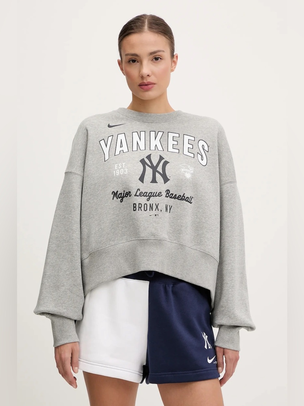 Nike Women's New York Yankees Logo Fleece Crewneck Sweater